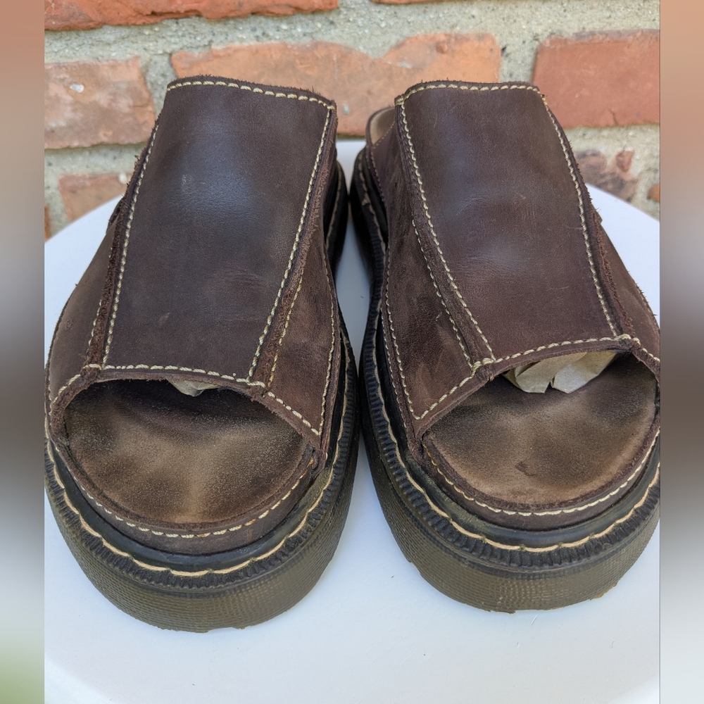 Beaver Creek 90s Y2K Brown Leather Chunky Slip-On Sandals - Picture 10 of 10